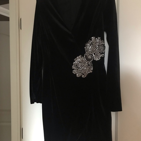 Marciano Dresses & Skirts - Marciano Dress